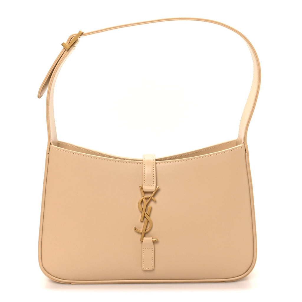Smooth Calfskin Le 5 A 7 Hobo Ivory