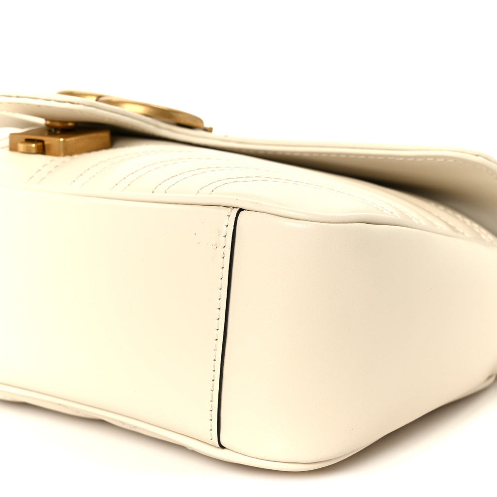 Calfskin Matelasse Small GG Marmont Shoulder Bag White