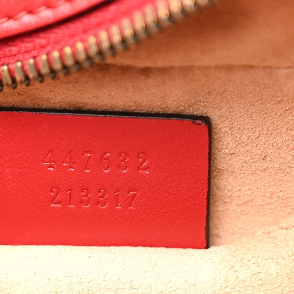 Calfskin Matelasse Small GG Marmont Chain Shoulder Bag Hibiscus Red
