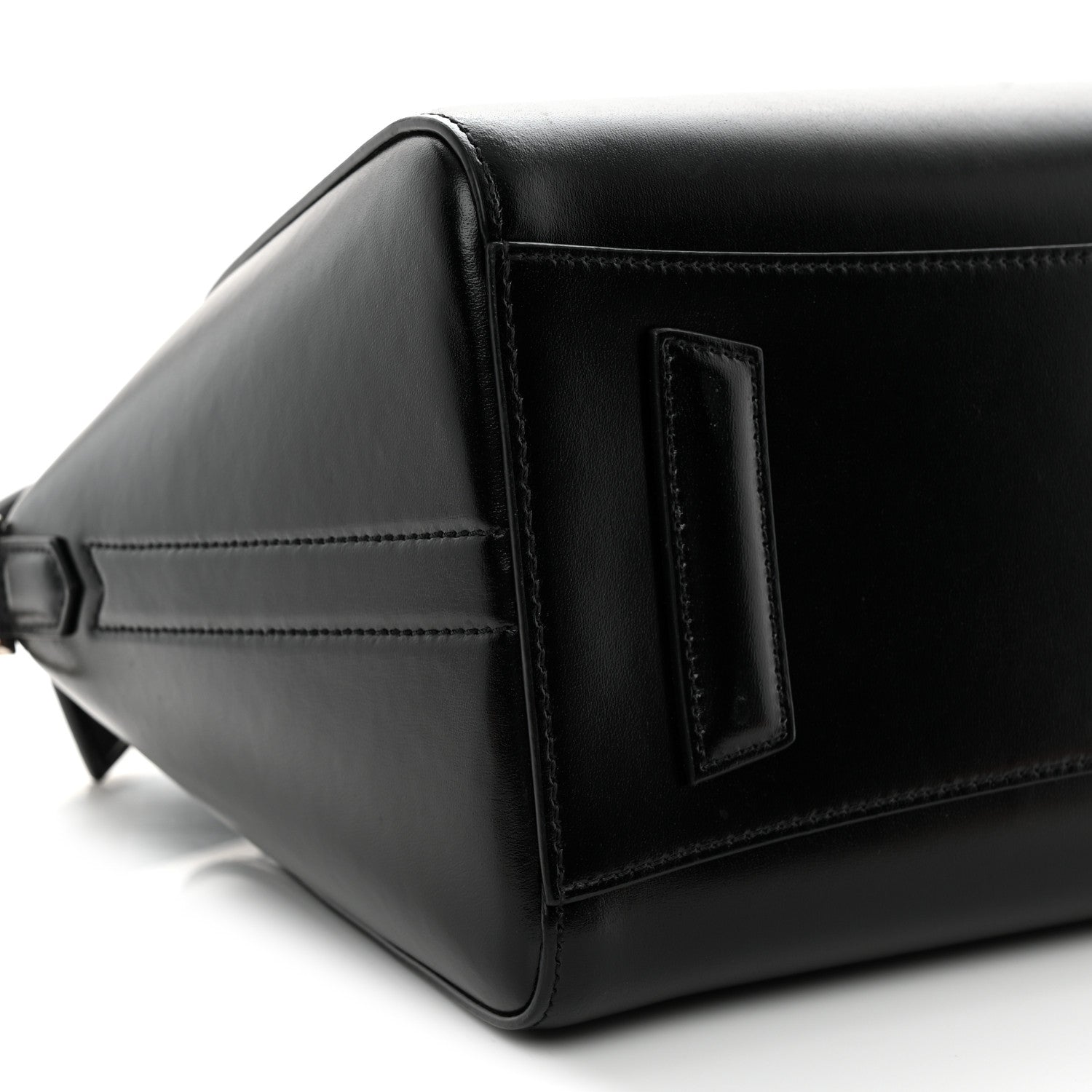 Shiny Lord Calfskin Small Antigona Black
