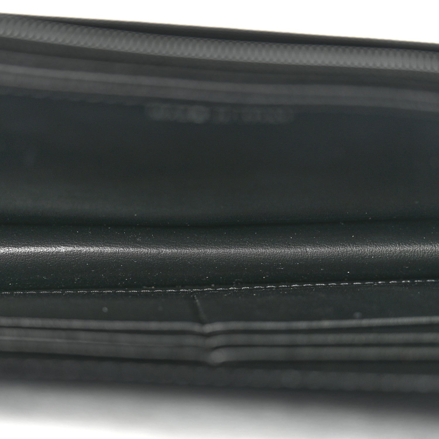 Lambskin Studded Wallet On Chain WOC Black