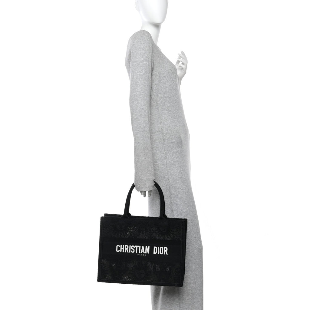 Embroidered 3D Macrame D-Lace Sun Medium Book Tote Black