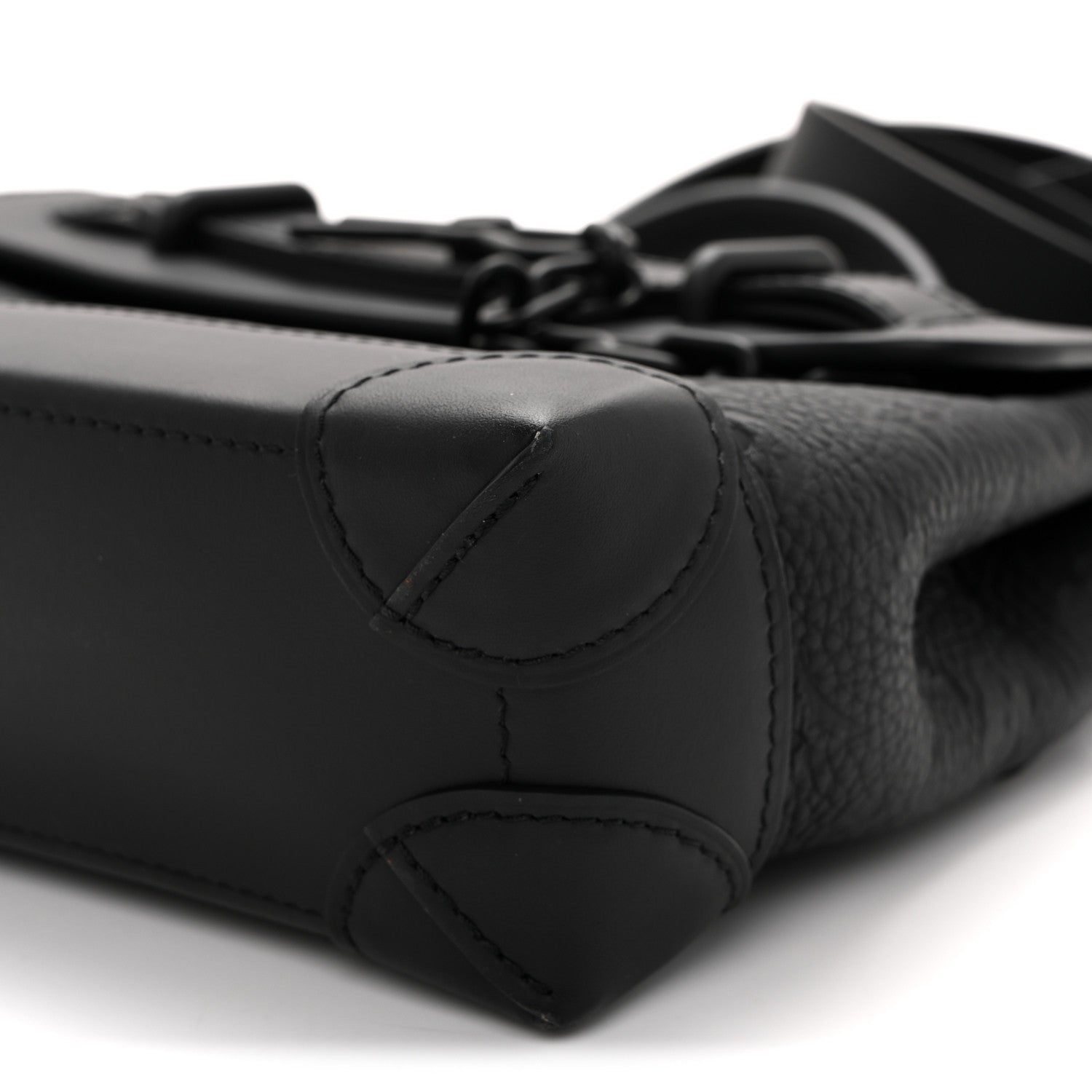 Taurillon Monogram Steamer PM NM Black