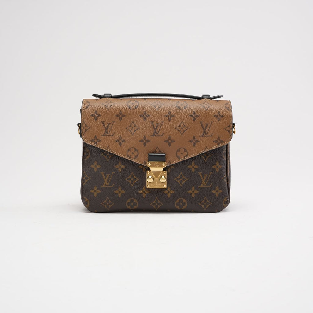 Louis Vuittion Pochette Métis Monogram Reverse Canvas 2016