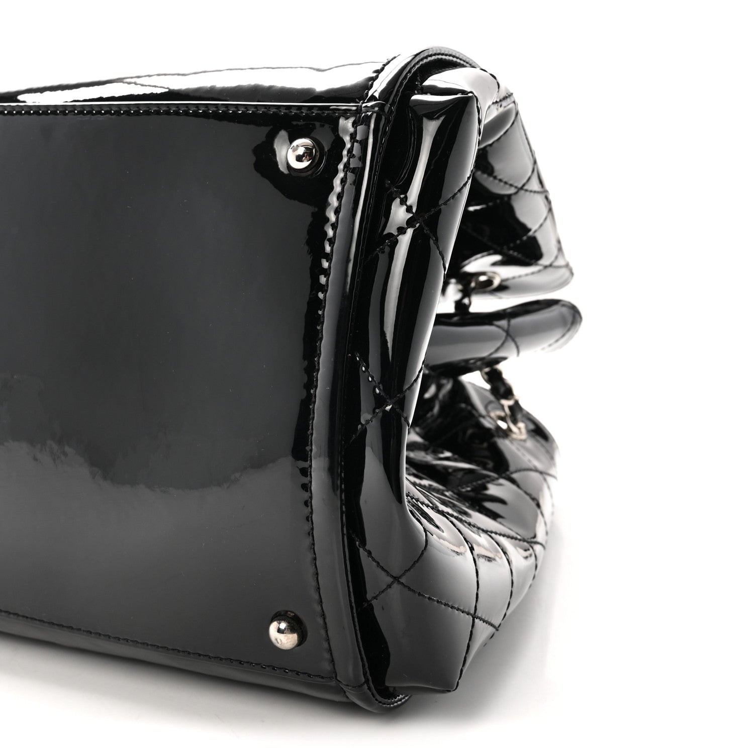 Vinyl Lipstick Ligne Accordion Tote Black
