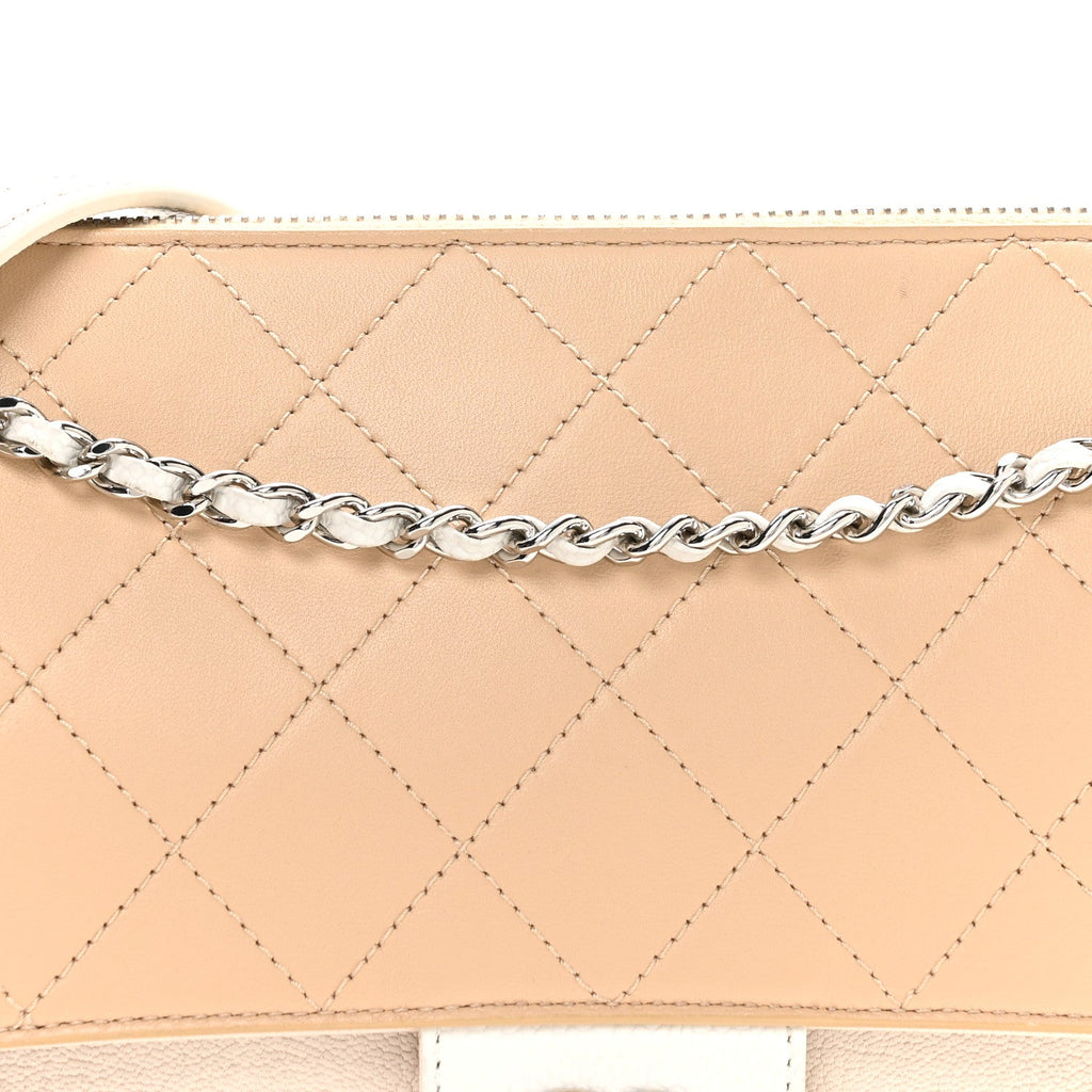 Caviar Goatskin Quilted Magnetic Camera Case Beige White