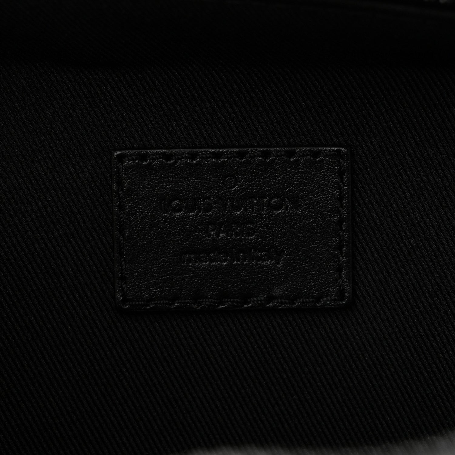 Taurillon Monogram Soft Trunk Black