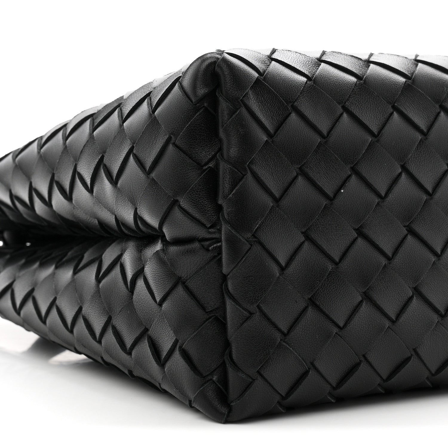 Nappa Intrecciato Medium Andiamo Shoulder Bag Black