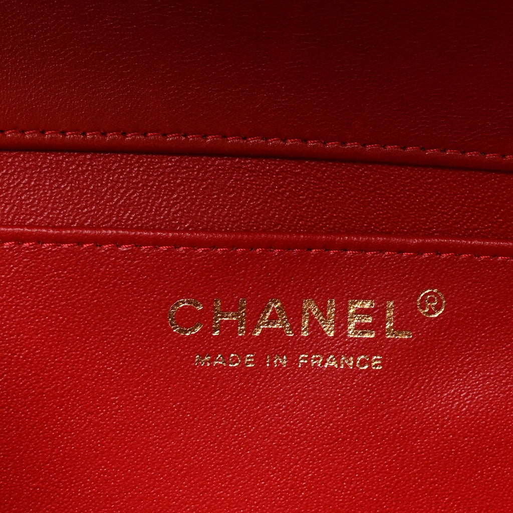 Glazed Calfskin Quilted East West Flap Red