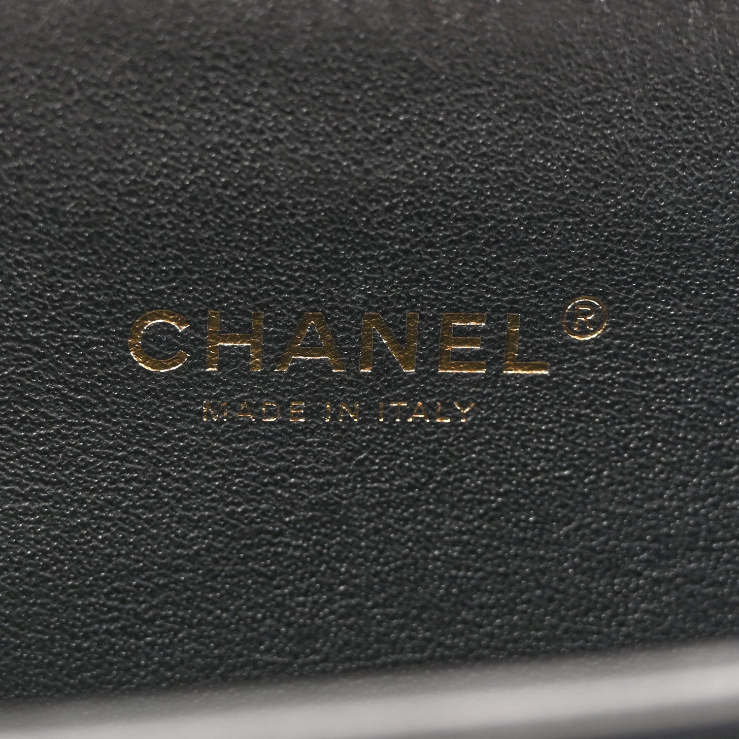 Caviar Quilted Small CC Filigree Vanity Case Black