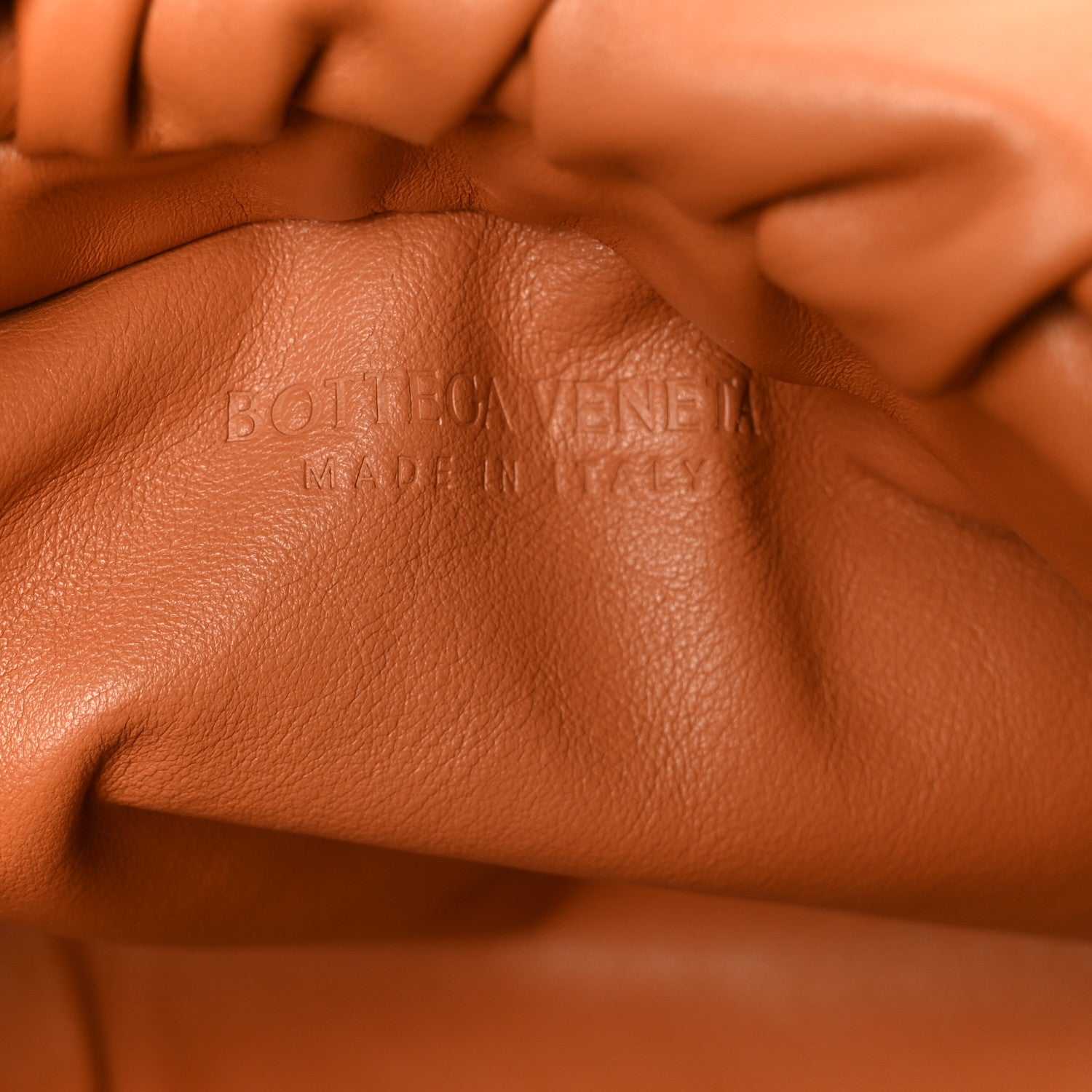Calfskin The Pouch Chain Clay