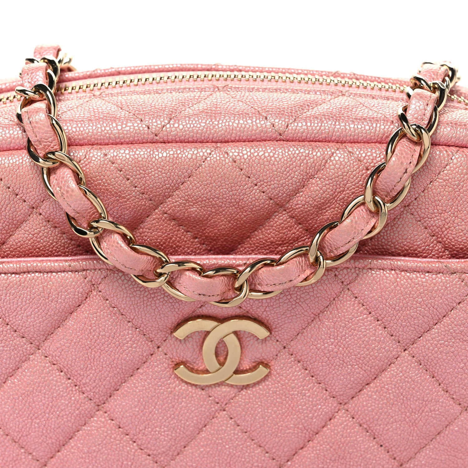 Iridescent Caviar Quilted Small Timeless Camera Case Pink