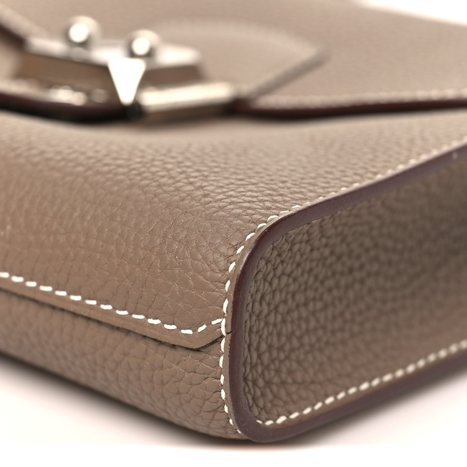 Togo Sac A Depeches 21 Messenger Bag Etoupe
