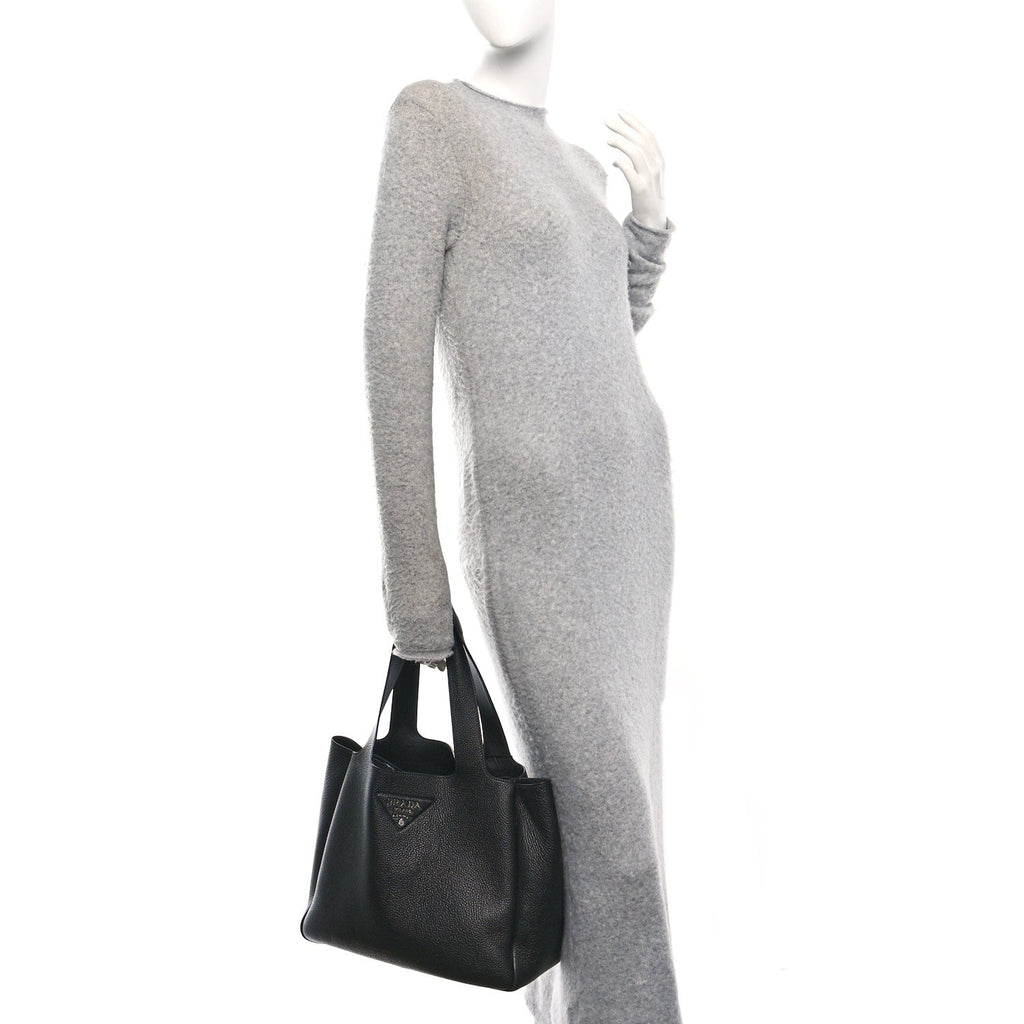 Vitello Daino Soft Large Dynamique Tote Black