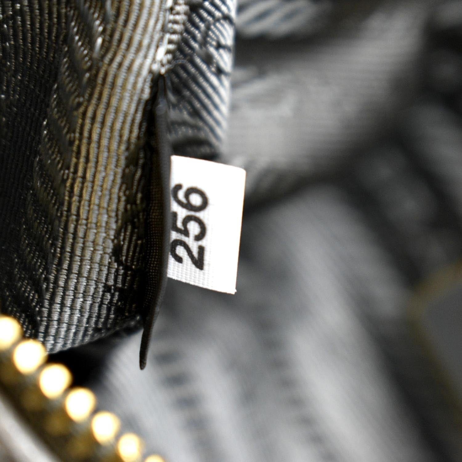 PRADA Re-Edition 2005 Saffiano Leather Shoulder Bag Gray