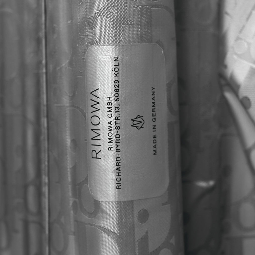 X RIMOWA Aluminum Gradient Cabin Luggage Silver
