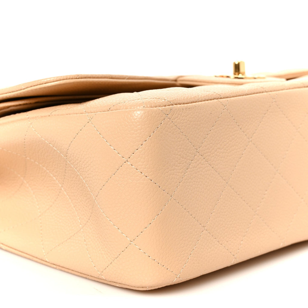 Caviar Quilted Jumbo Double Flap Beige Clair