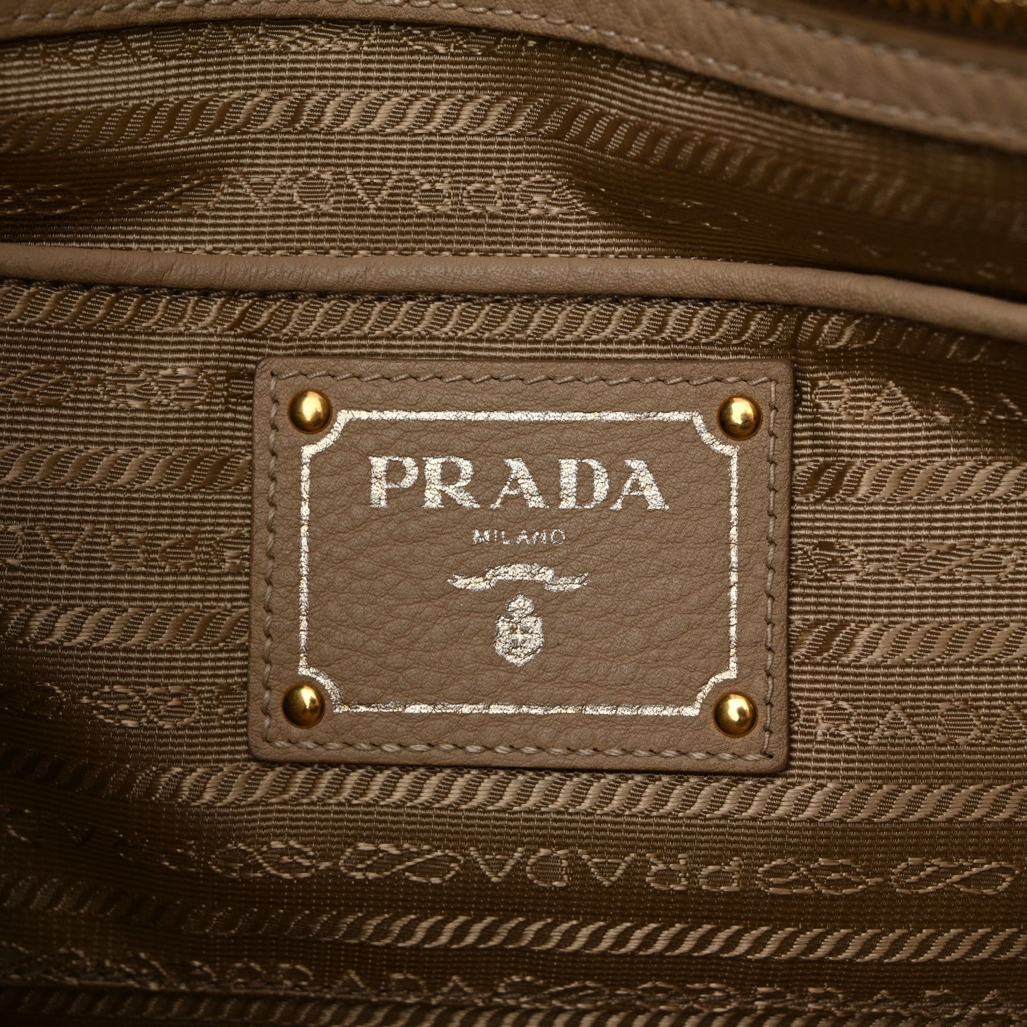 Vitello Phenix Tote Argilla