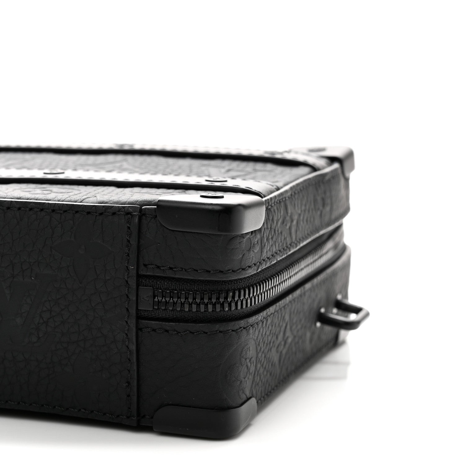 Taurillon Monogram Soft Trunk Black