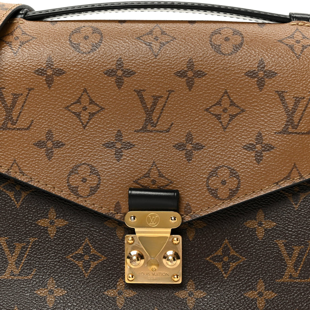 Reverse Monogram Pochette Metis