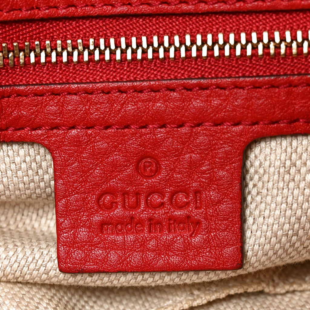 Pebbled Calfskin Medium Soho Chain Shoulder Bag Tabasco Red