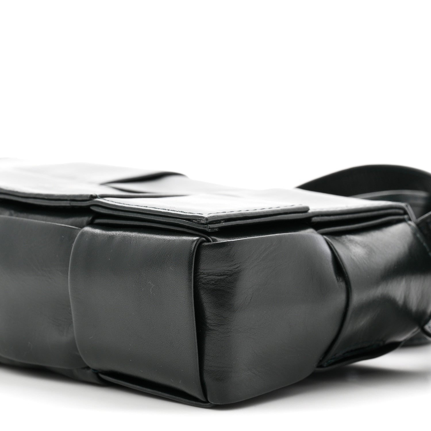 Paper Calfskin Intreccio Cassette Belt Bag Camping