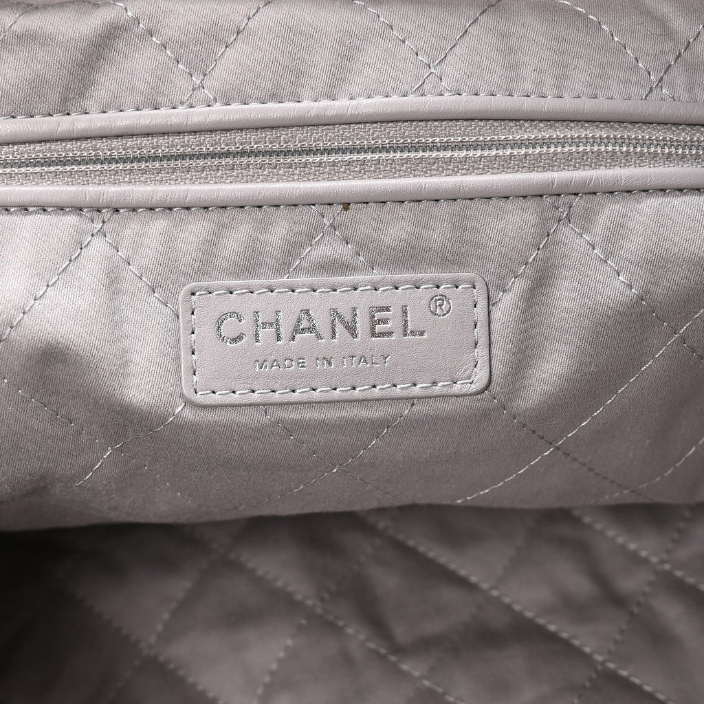 Shiny Calfskin Quilted Chanel 22 Grey