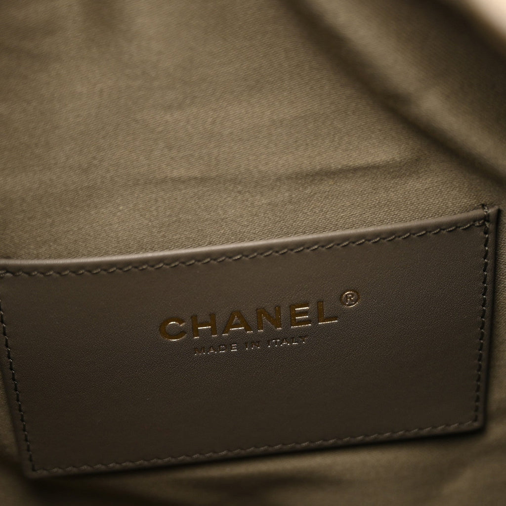 Caviar Quilted Medium Chanel 25 Handbag Dark Khaki