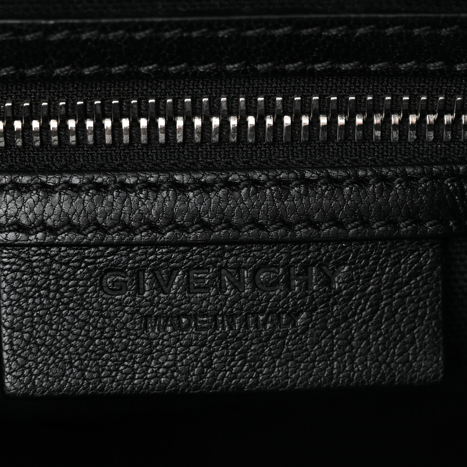 Sugar Goatskin Small Antigona Black