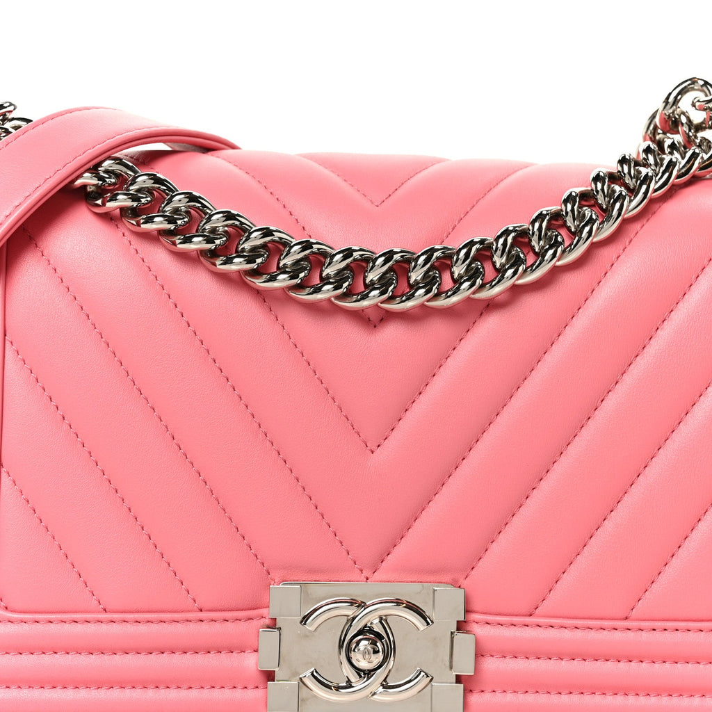Lambskin Chevron Quilted Medium Boy Flap Pink