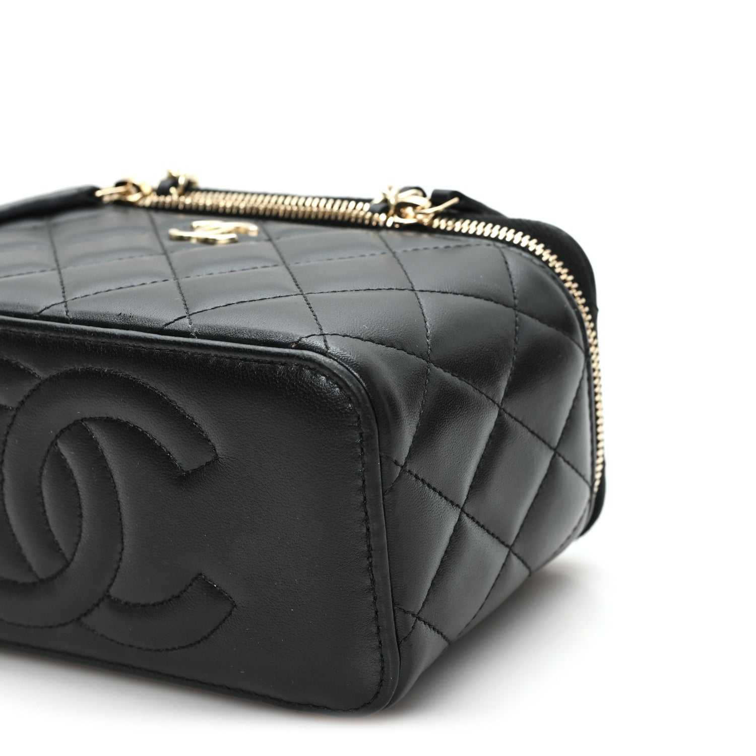Lambskin Quilted Small Top Handle Vanity Case With Chain Black