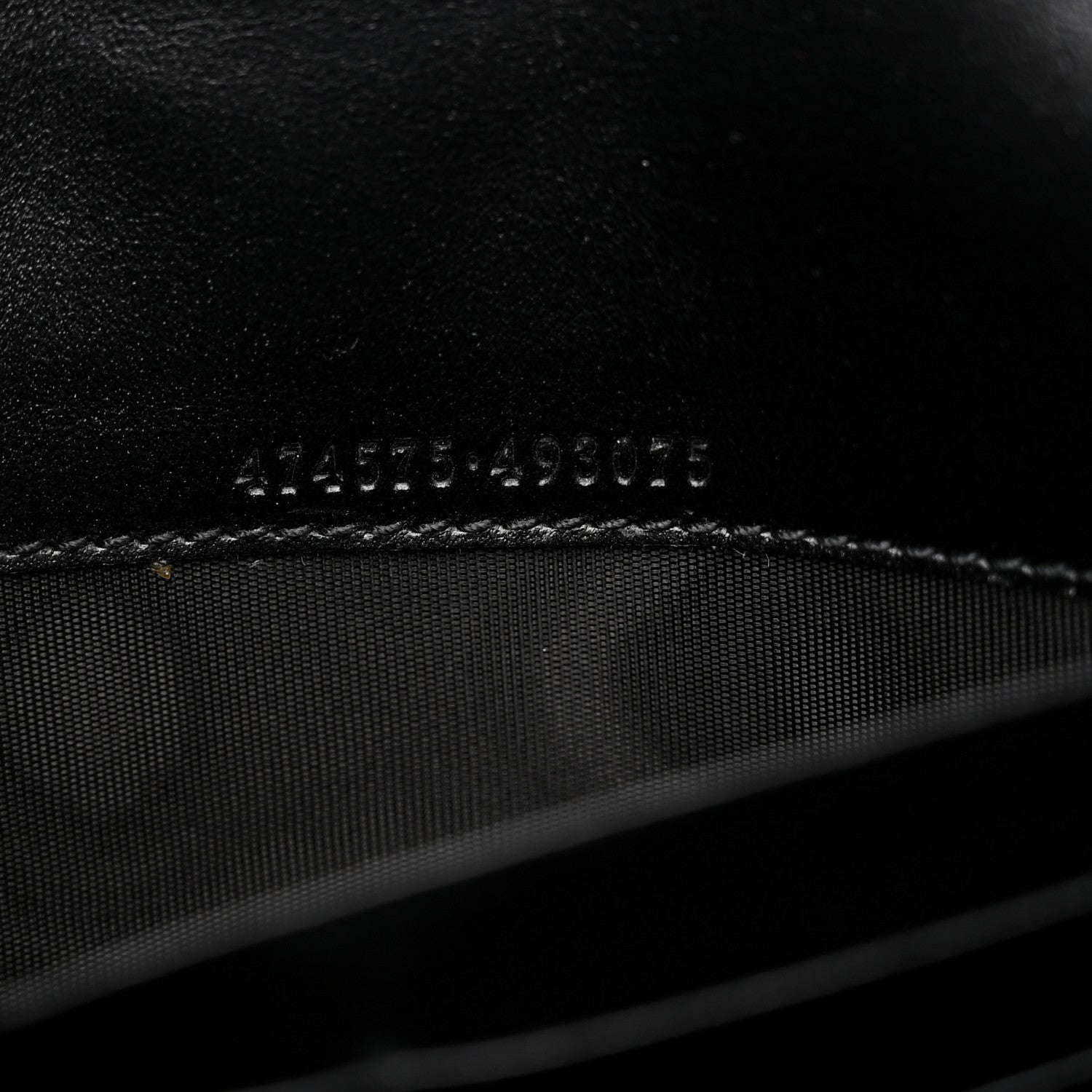 Calfskin Matelasse GG Marmont Chain Wallet Black