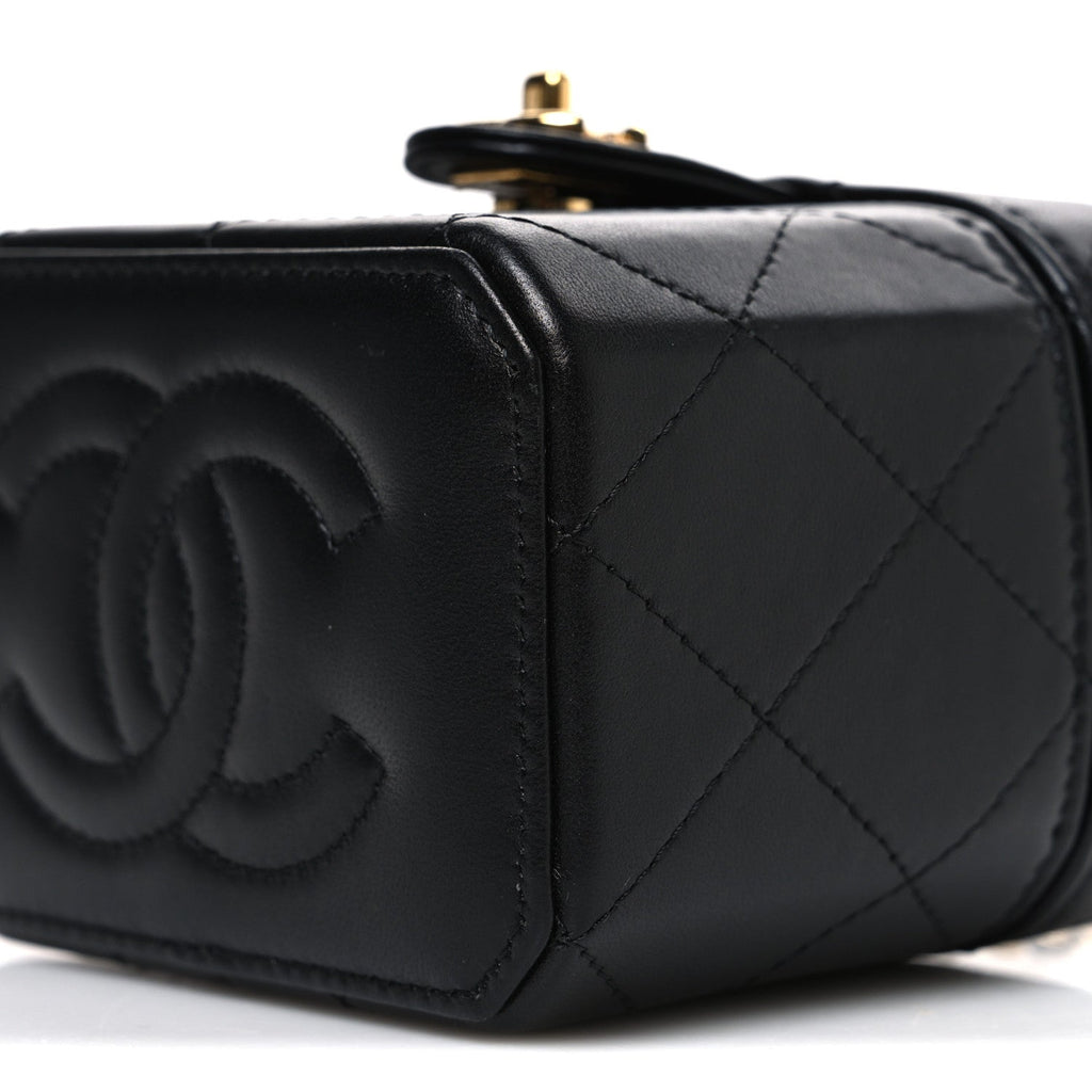 Lambskin Quilted Vanity Clutch With Chain Black