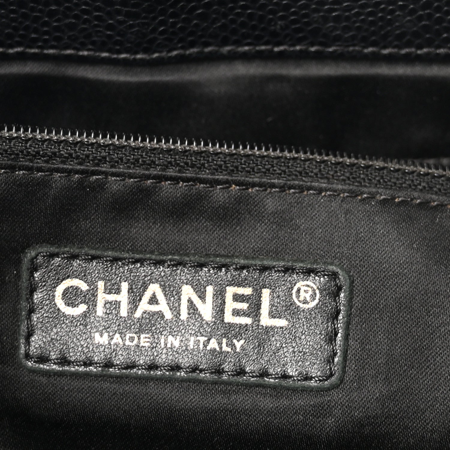 Caviar Quilted XL Grand Shopping Tote GST Black