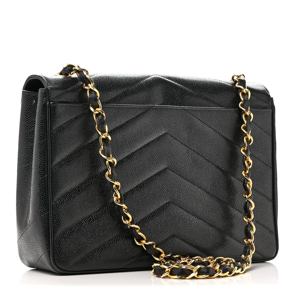Caviar Chevron Quilted Jumbo Single Flap Black