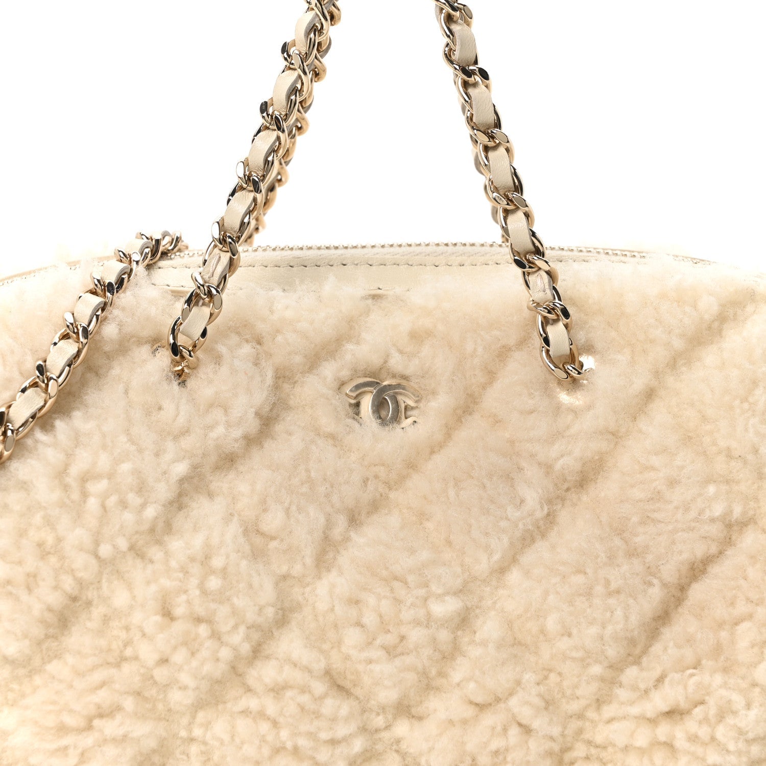 Shearling Quilted Barrel Clutch With Chain Beige
