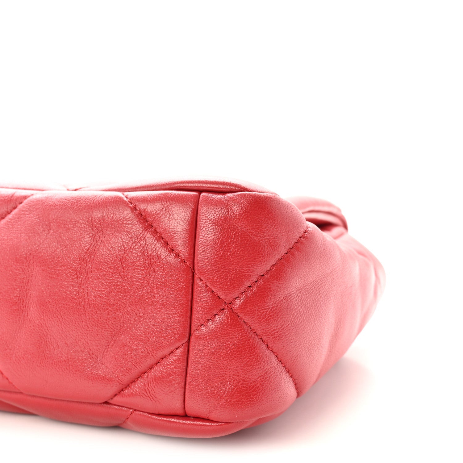 Lambskin Quilted Medium Chanel 19 Flap Red