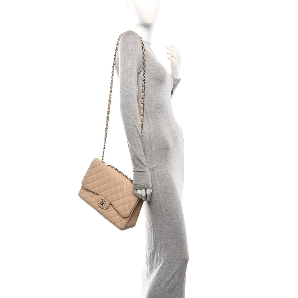 Caviar Quilted Jumbo Single Flap Beige Clair