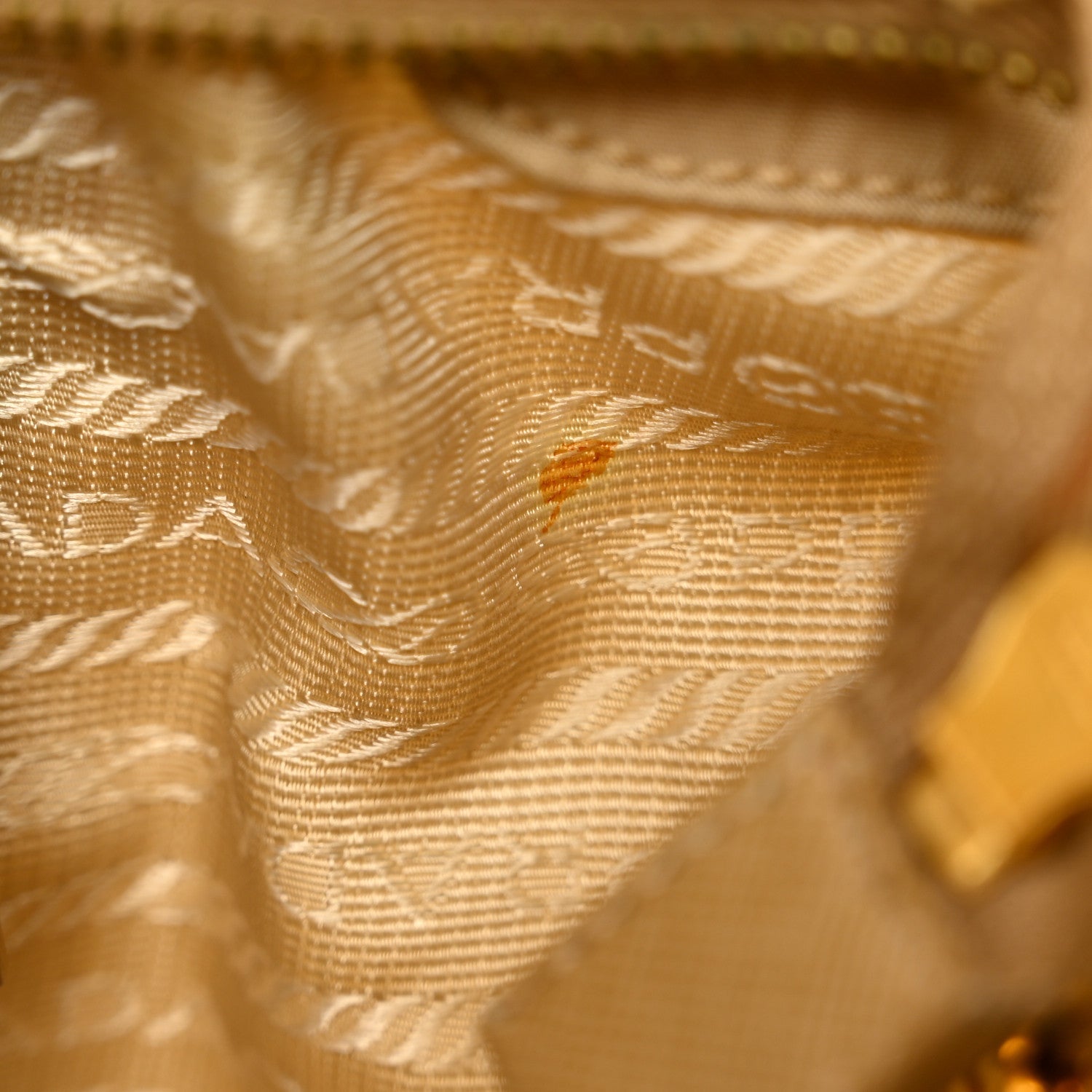 Tessuto Nylon Saffiano Tote Beige