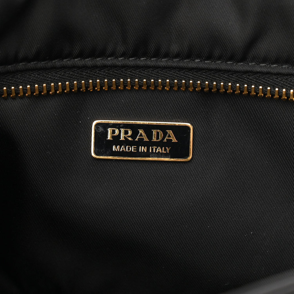 Re-Nylon Medium Explore Shoulder Bag Black