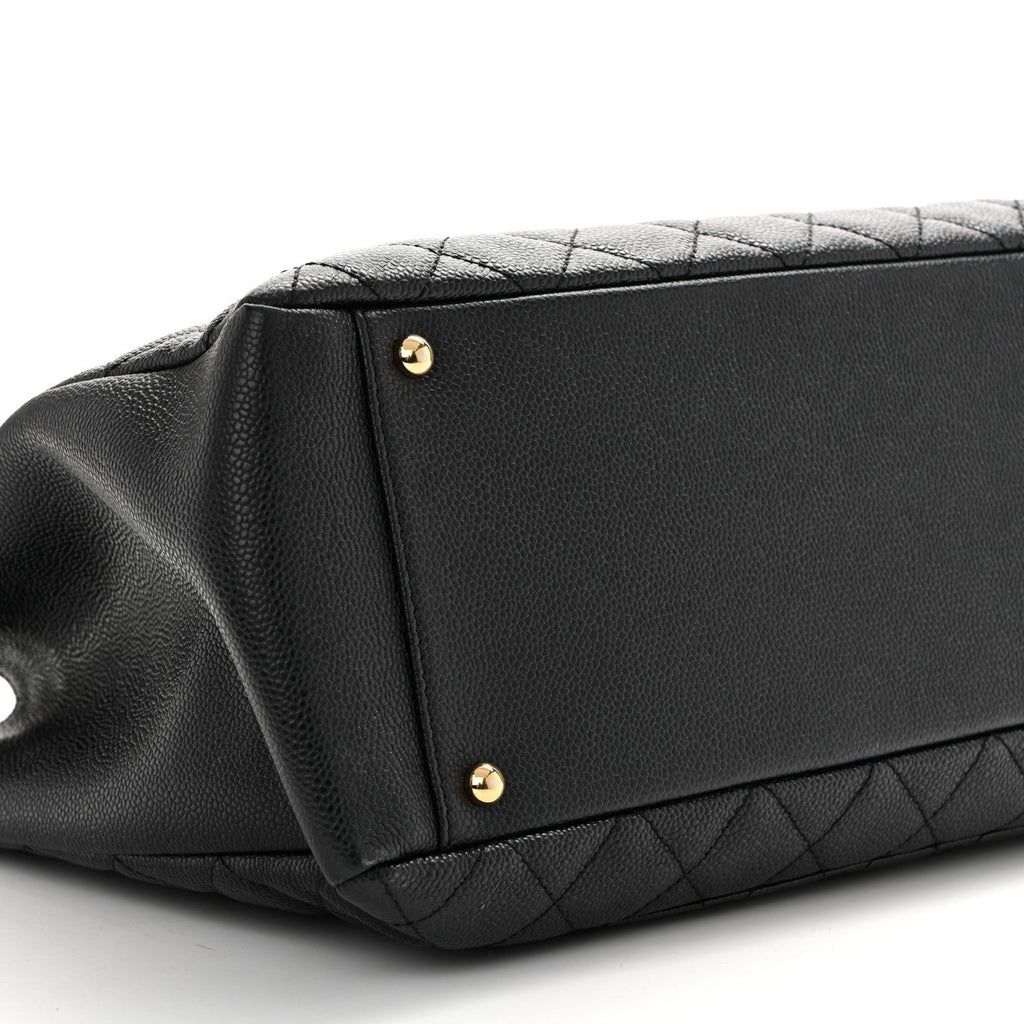 Caviar Quilted XL Grand Shopping Tote GST Black