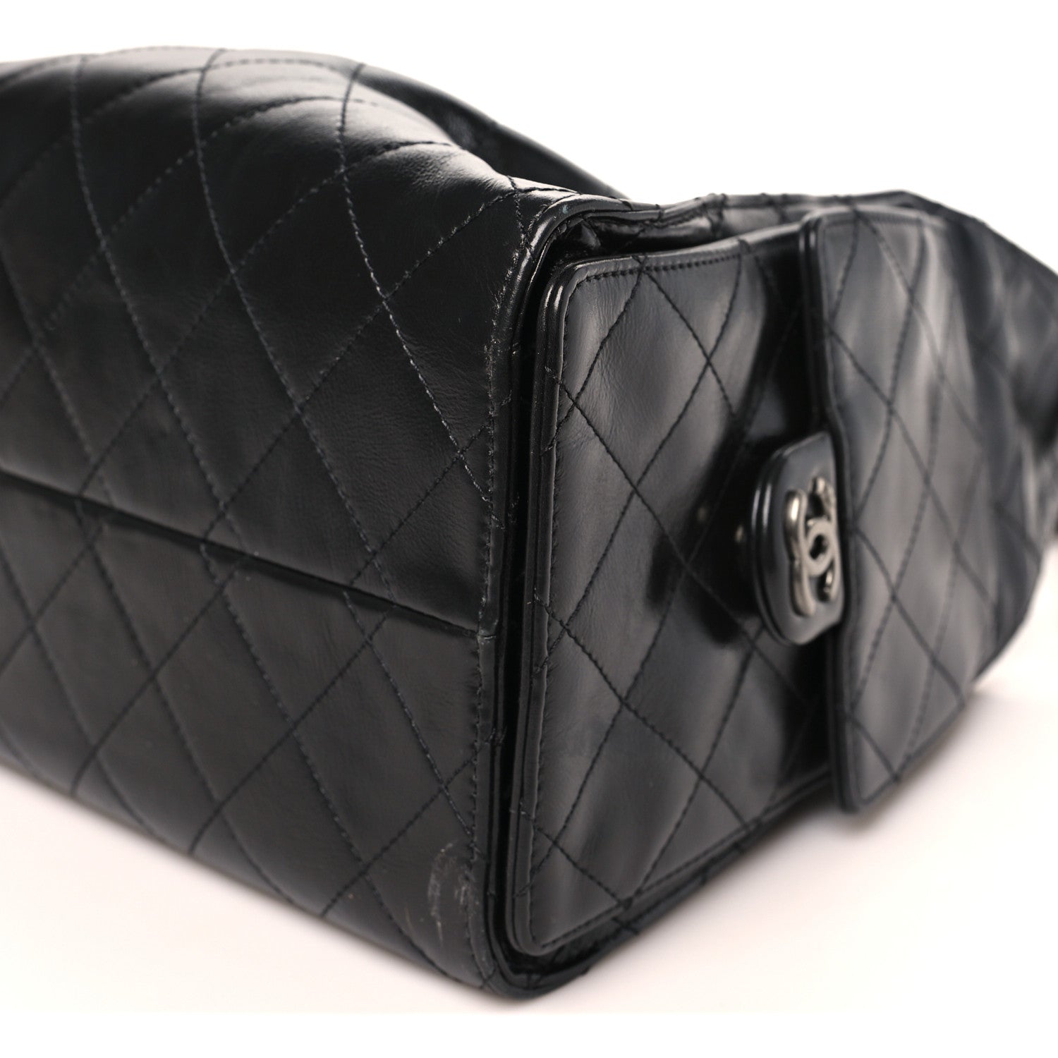 Shiny Crumpled Calfskin Quilted Small Chanel 25 Handbag Black