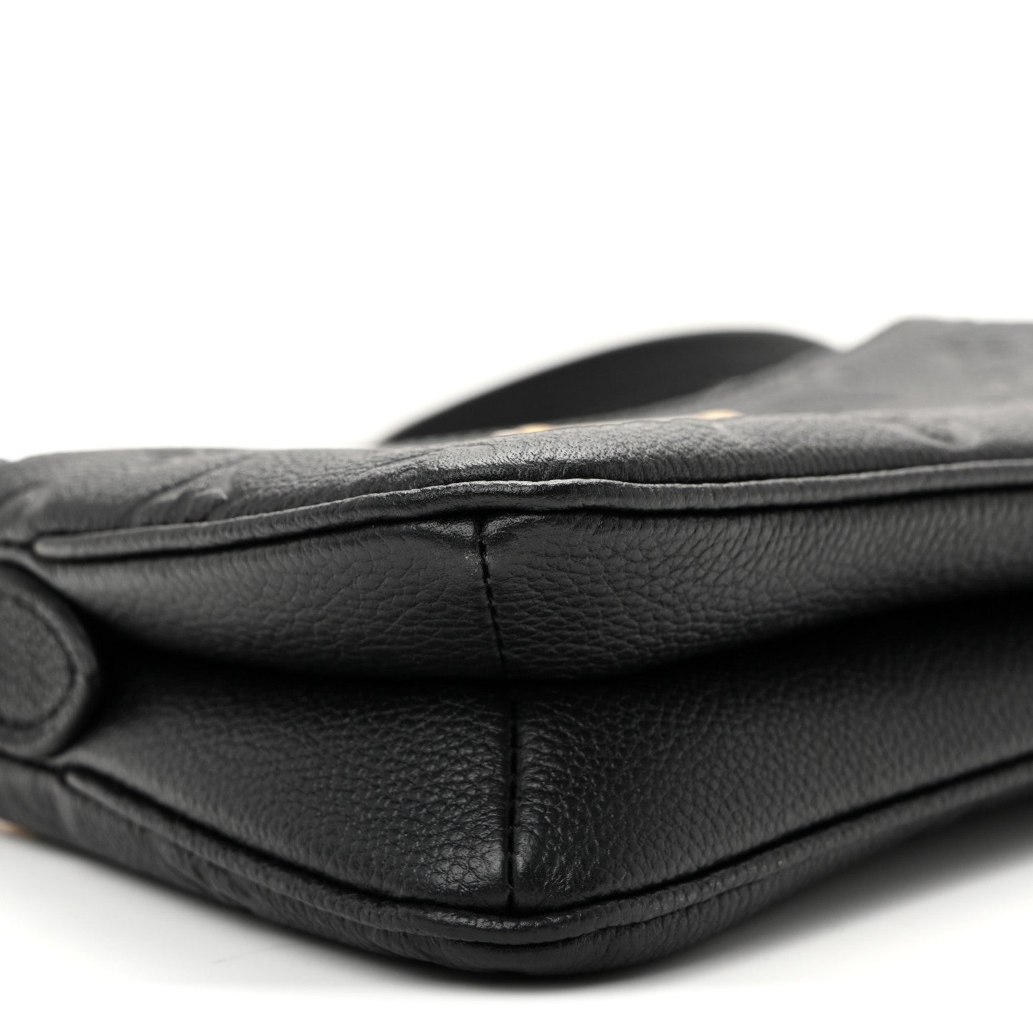 Empreinte Monogram Liv Pochette Black