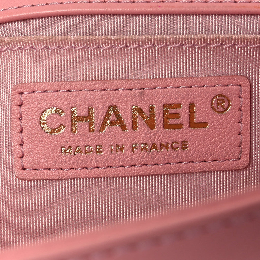 Lambskin Quilted Medium Boy Flap Light Pink