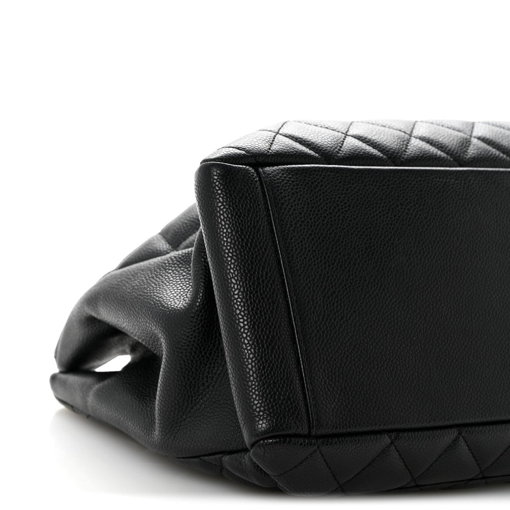 Caviar Quilted Grand Shopping Tote GST Black
