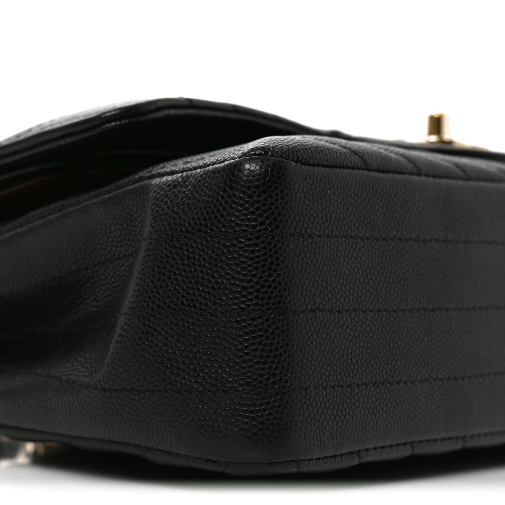 Caviar Chevron Quilted Medium Double Flap Black