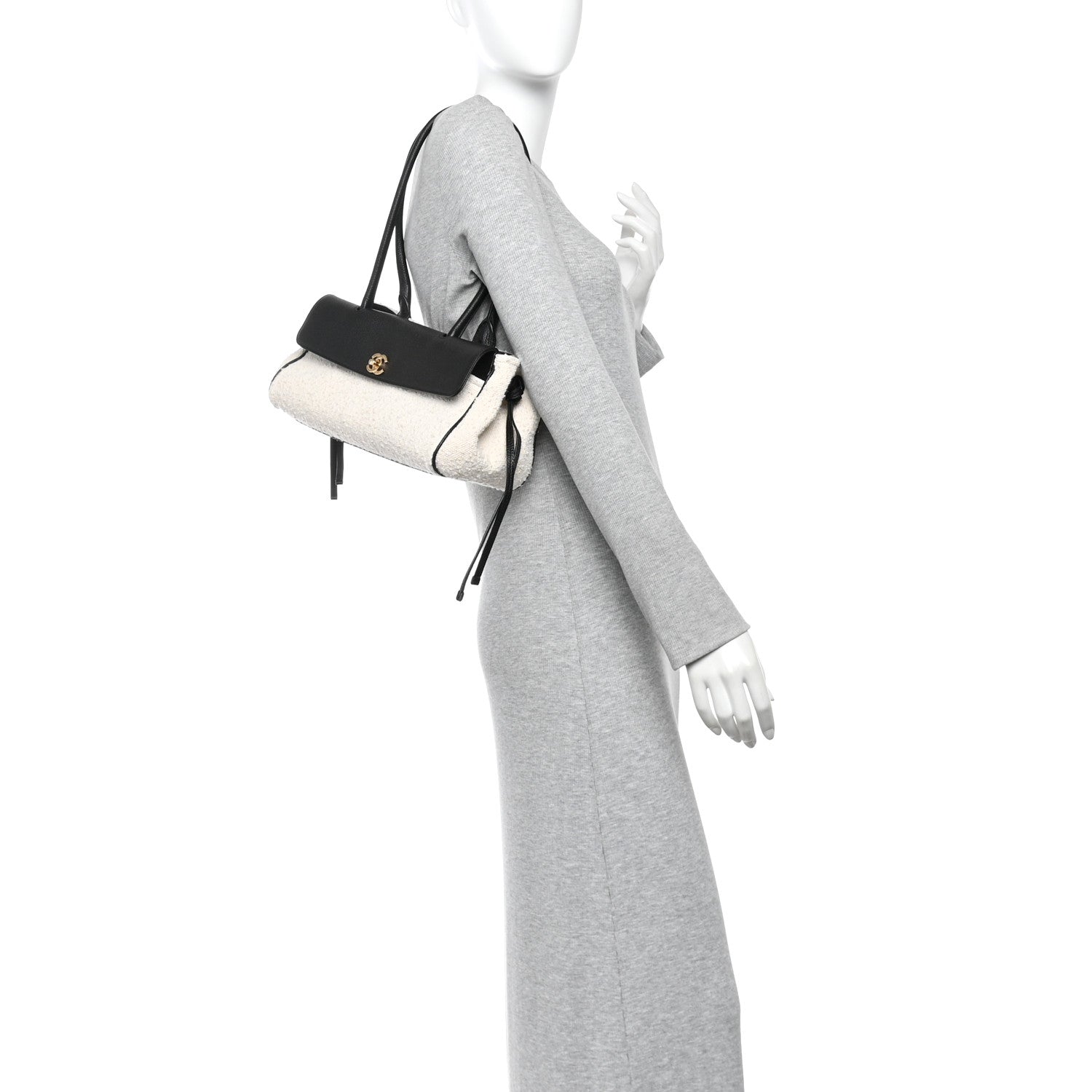 Grained Calfskin Boucle Urban Essentials Small Shopping Bag Black Ivory