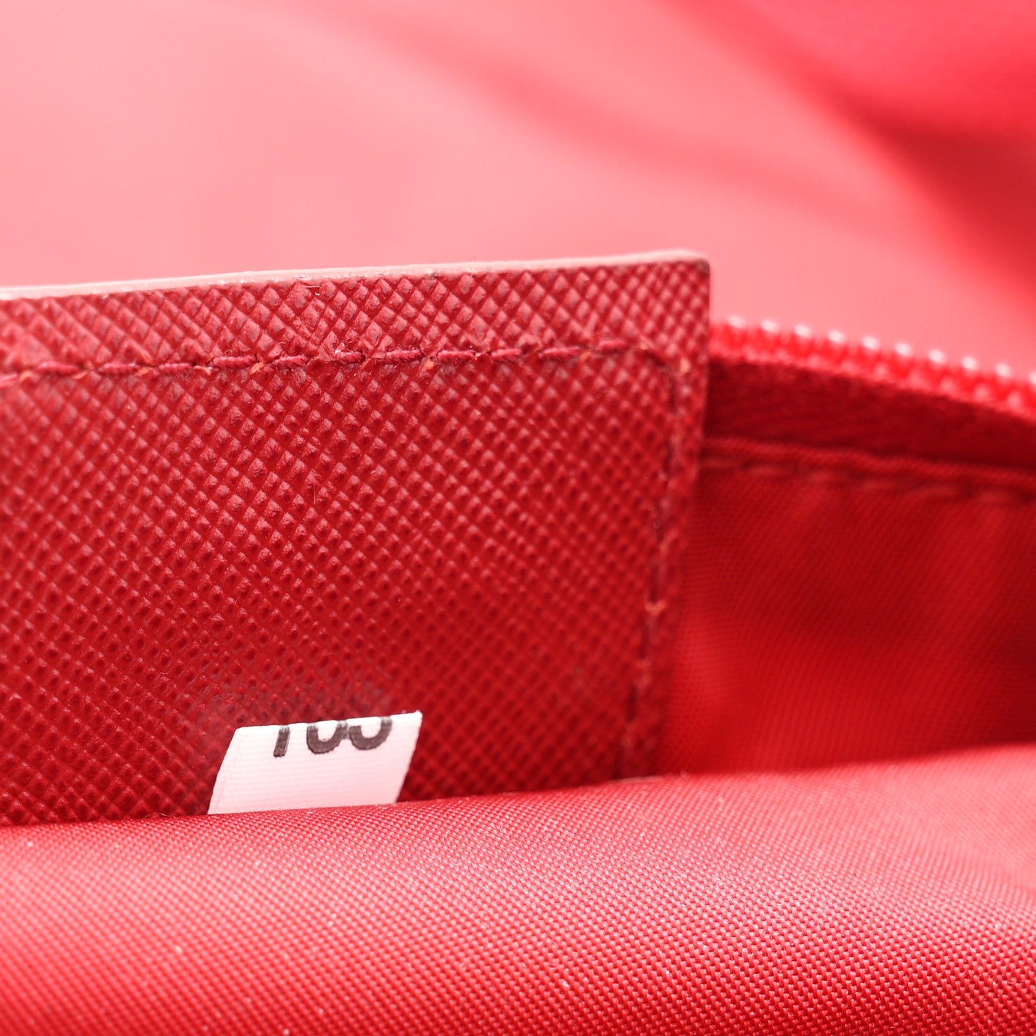 Nylon Vela Saffiano Flat Messenger Bag Rosso
