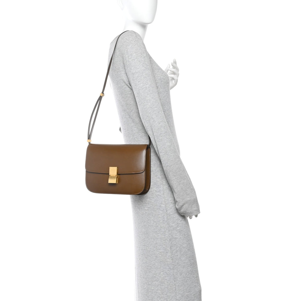 Box Calfskin Medium Classic Box Flap Bag Camel