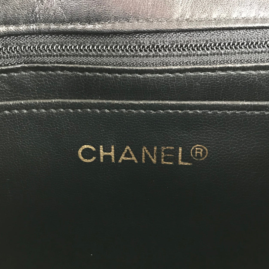 CHANEL Bicolore Shoulder bag